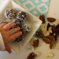Nutty Cacao Balls